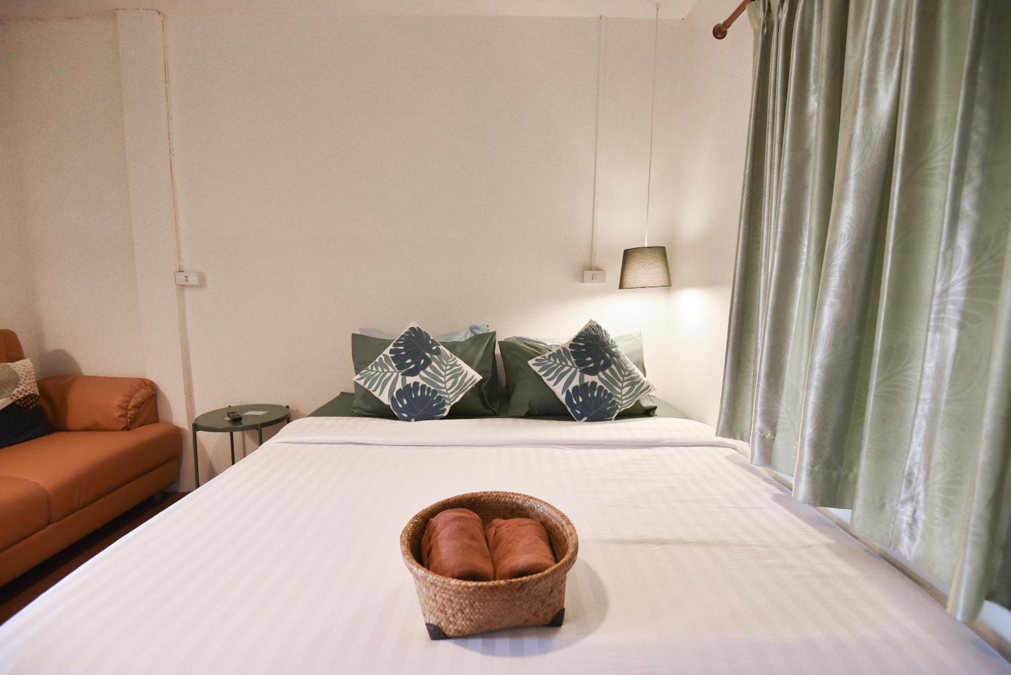 P.U. Inn Resort Аюттхая Экстерьер фото