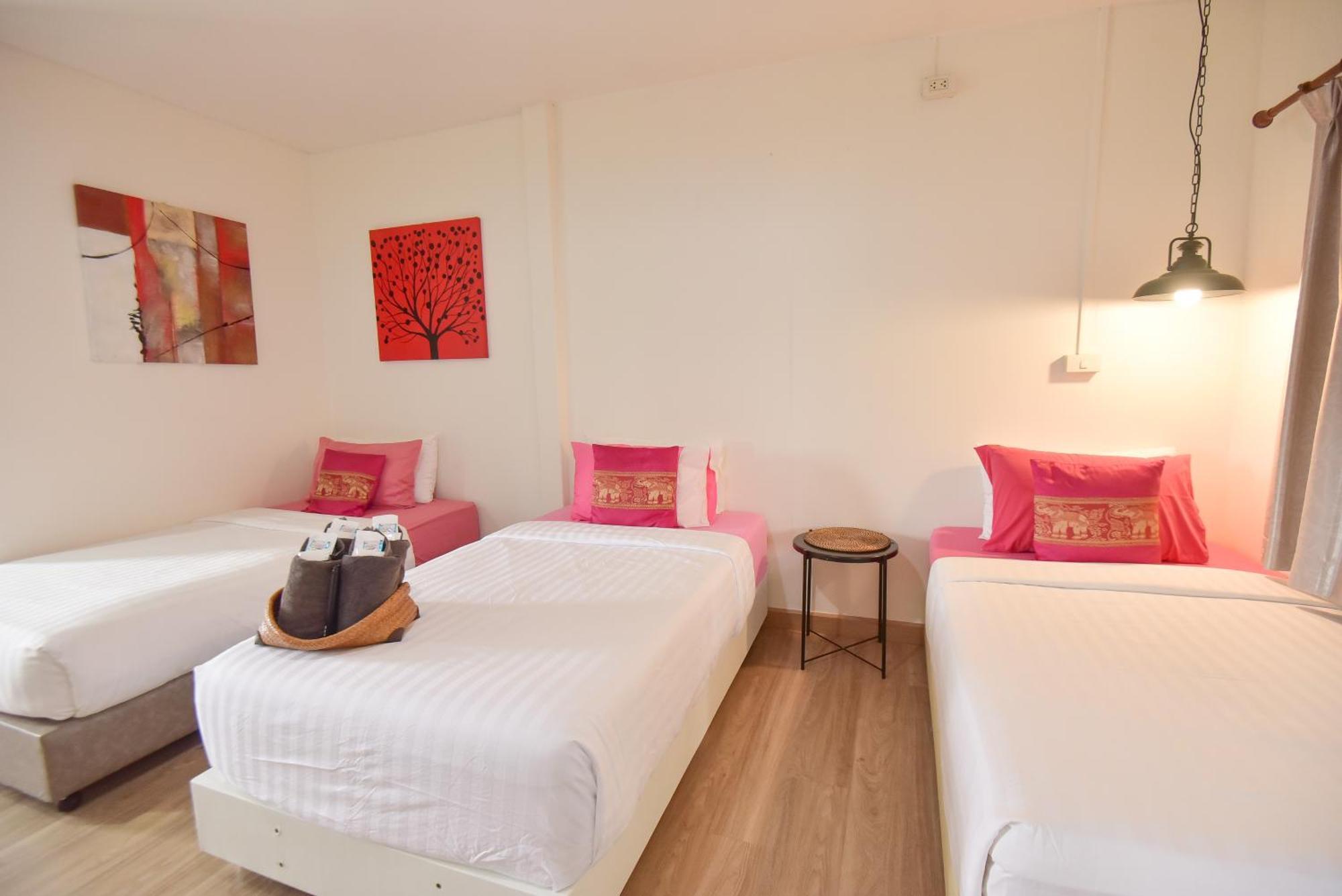 P.U. Inn Resort Аюттхая Экстерьер фото